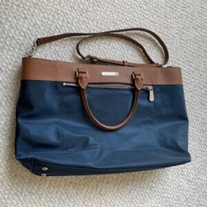 MICHAEL KORS: Navy Blue Cross Body Handbag